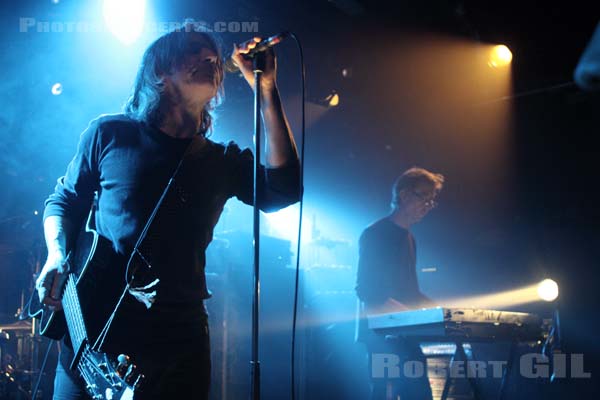 THE YOUNG GODS - 2010-12-07 - PARIS - La Maroquinerie - Franz Treichler - Alain Monod